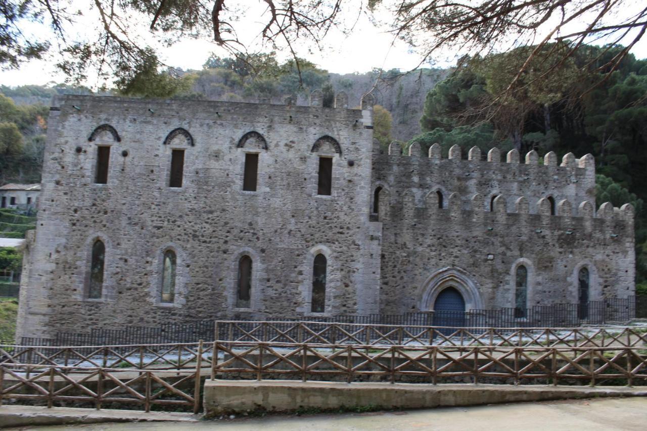 La Badia Otel Messina Dış mekan fotoğraf